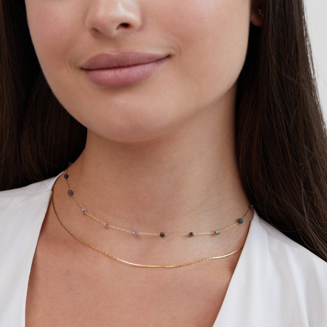 Collar Alana superpuesto en oro y piedra