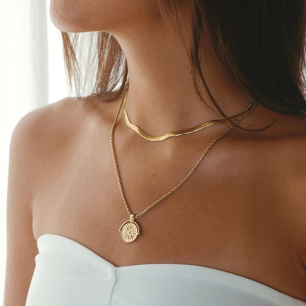 Conjunto en capas de collar Golden Radiance
