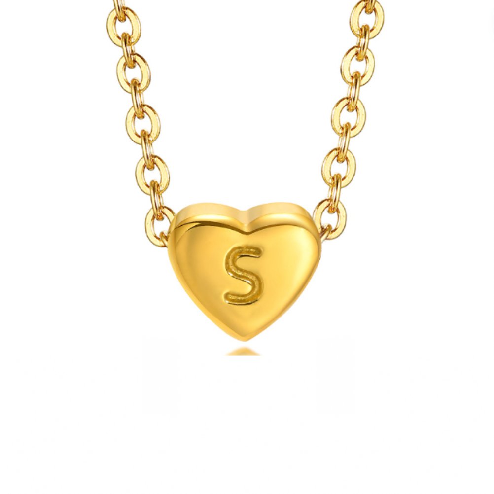 Collar con colgante de inicial y corazón