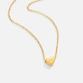 Collar con colgante de inicial y corazón