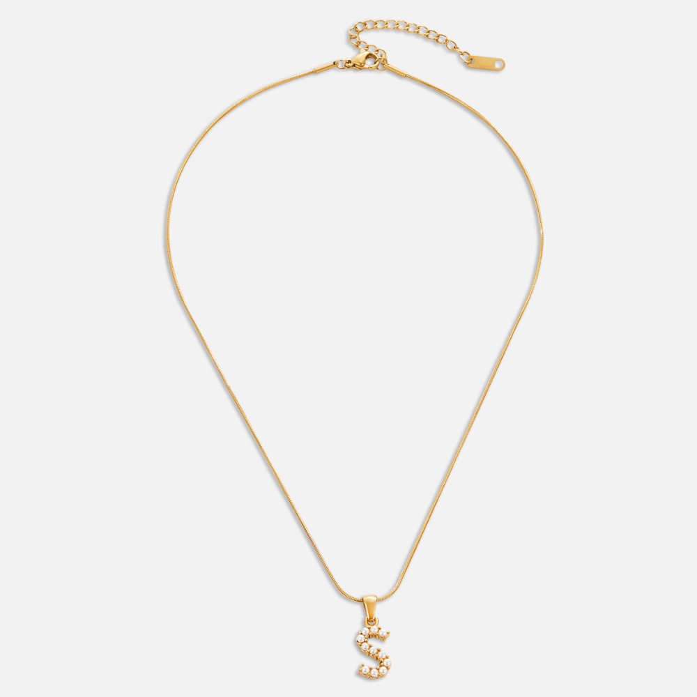 Collar con dije de perla y letra
