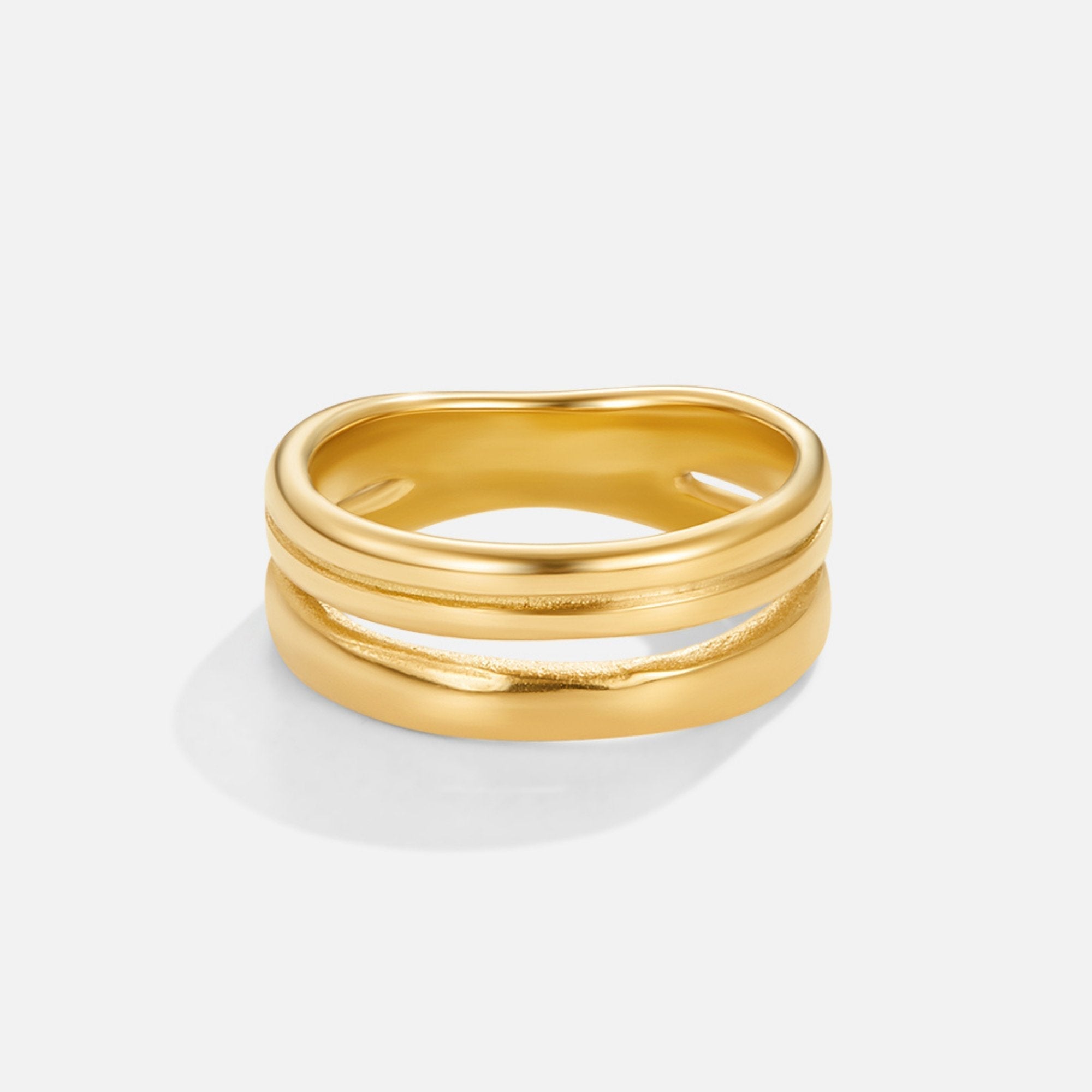 Anillo de oro en capas Lia