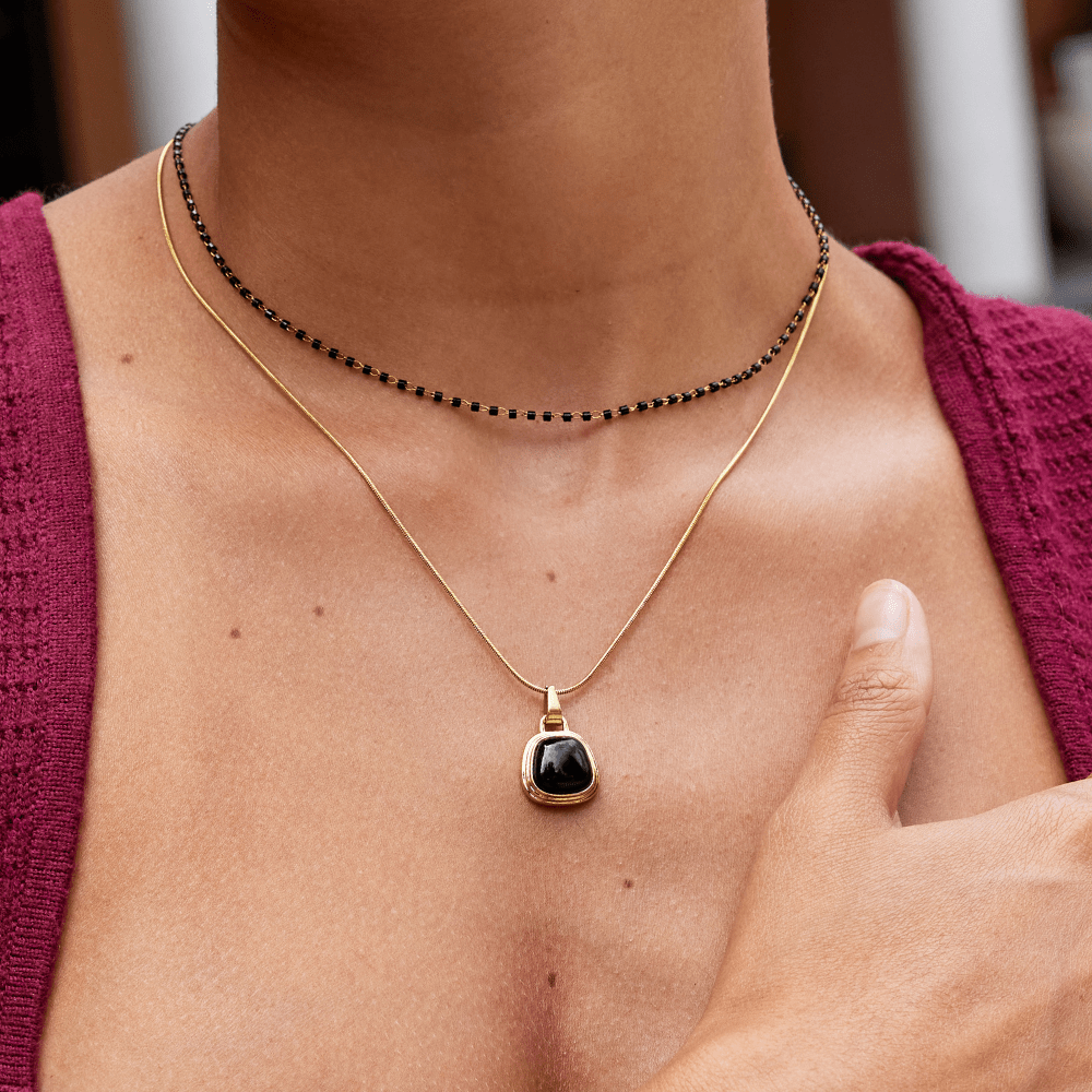 Collar de cuentas negras Maisie