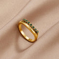 Anillo con capas verde esmeralda