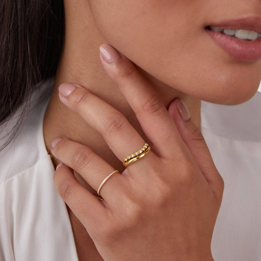 Anillo apilable de Marissa White Crystal