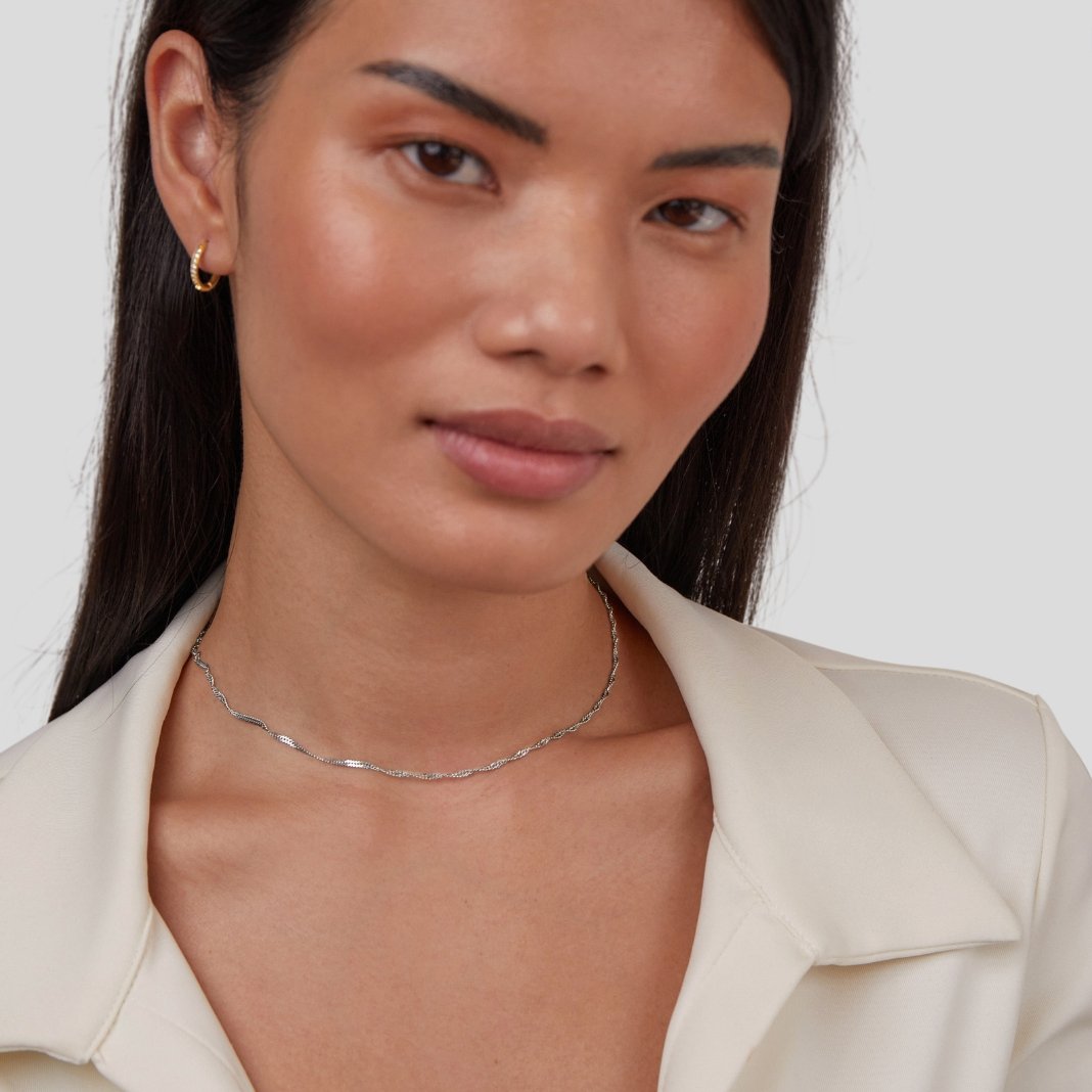 Collar Mila Twist de Cadena Plateada