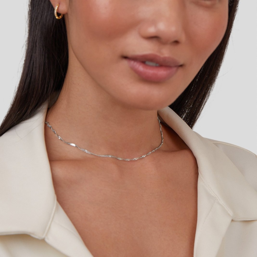 Collar Mila Twist de Cadena Plateada