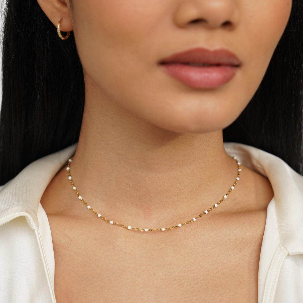 Collar Mila de cuentas blancas