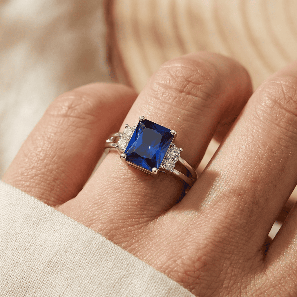 Anillo de zafiro de talla octogonal