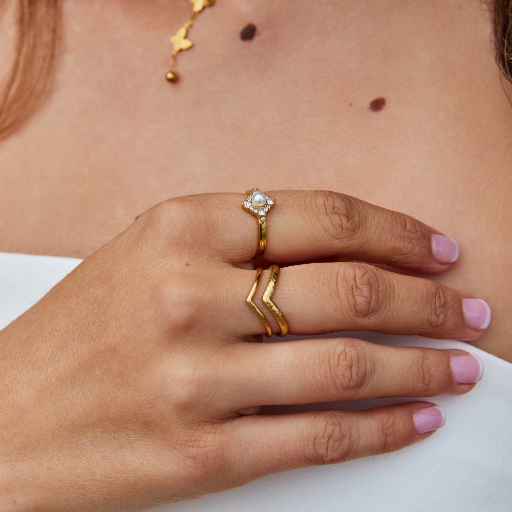 Anillo Eternidad Perlas y Cristales