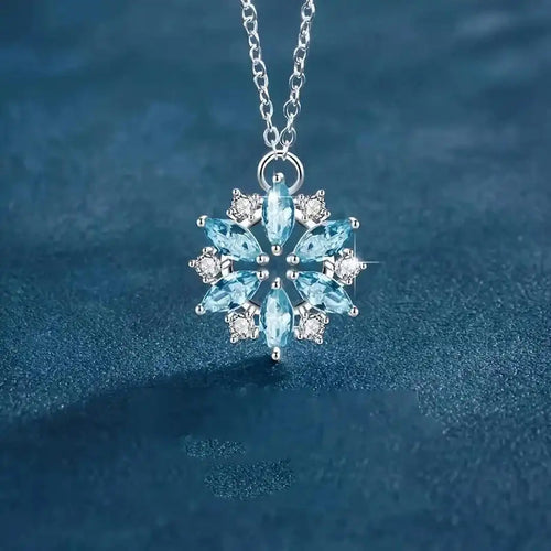 Collar con colgante de flor azul copo de nieve blanco dorado