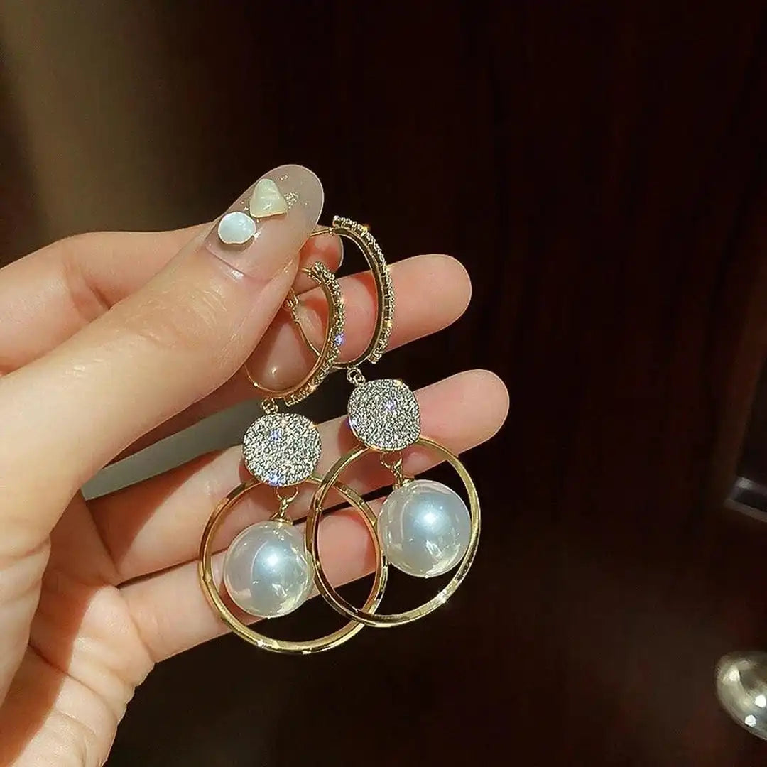 Pendientes con perlas cultivadas y esferas de perlas diminutas