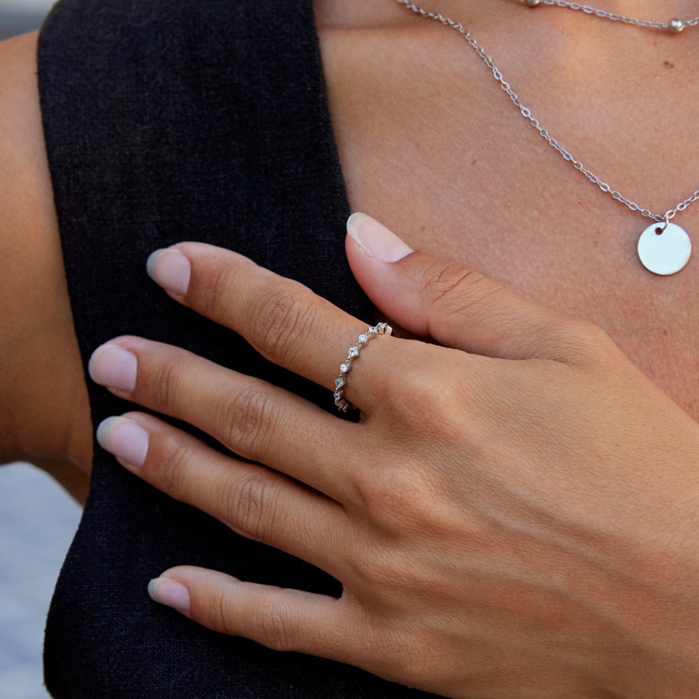 Anillo Milana de plata con cristales