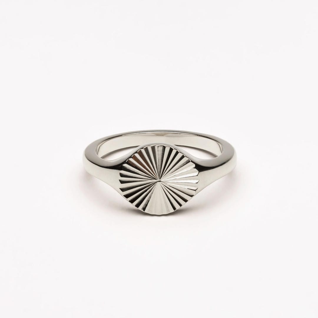 Anillo Círculo Solar en Oro o Plata