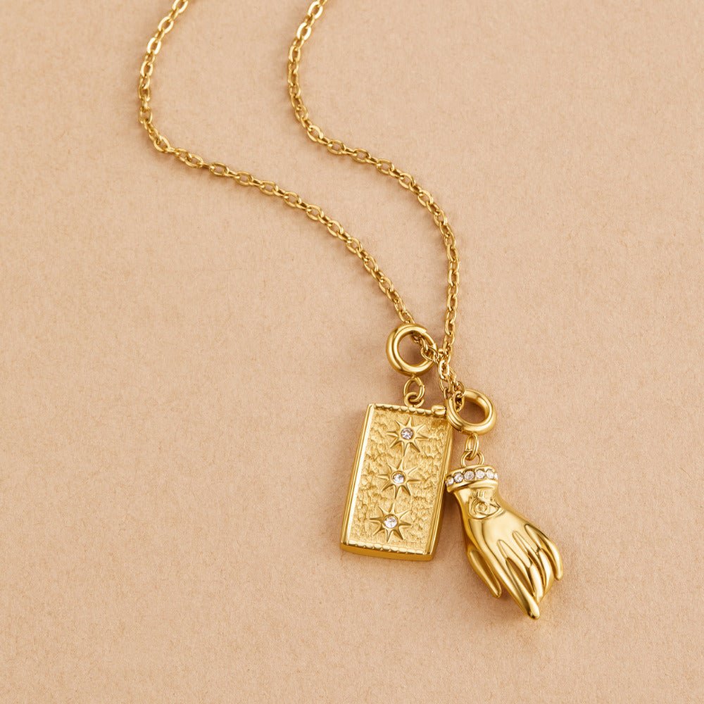 Collar sencillo con dije de cadena