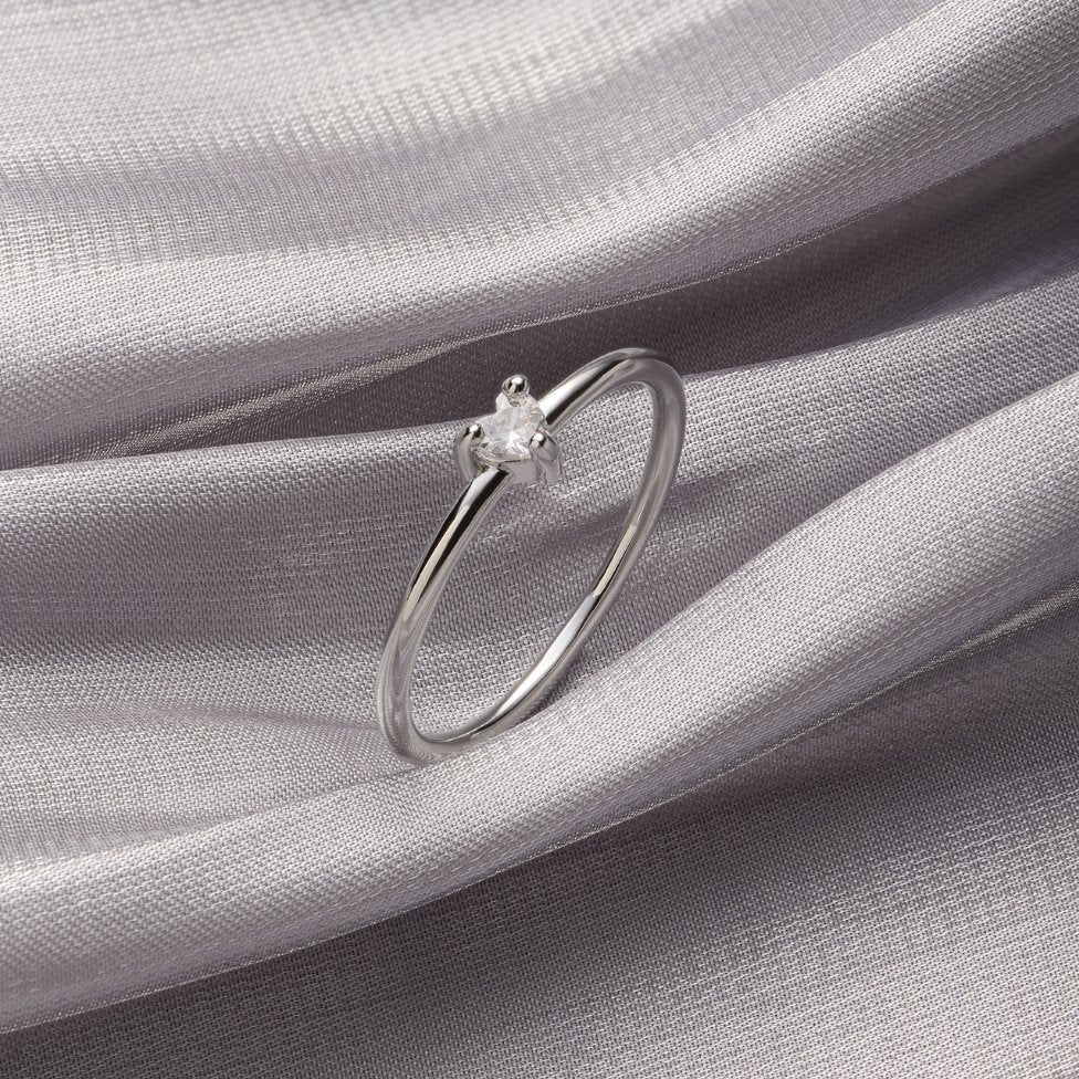 Anillo Corazón de Cristal "Pequeño Amor"