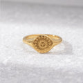 Anillo de oro del solsticio de verano