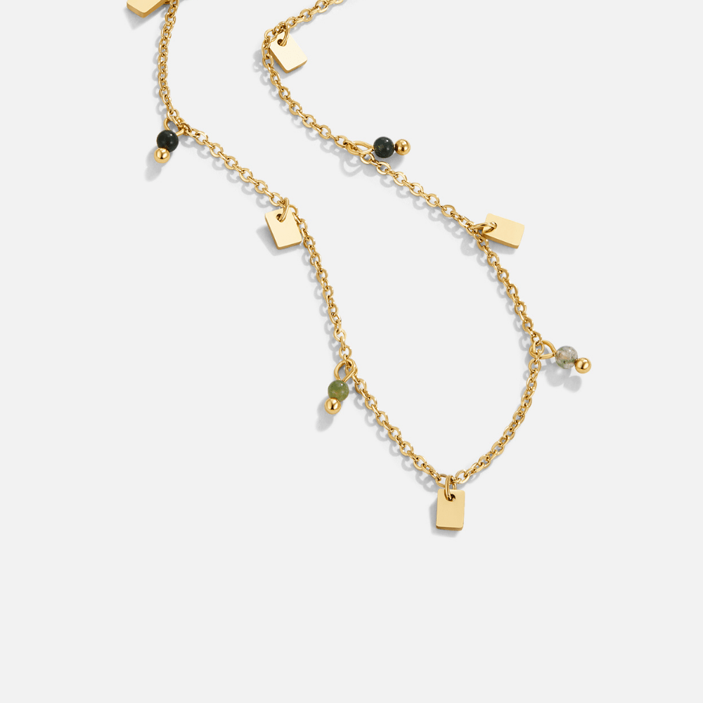 Collar con colgante cuadrado tipo gota Tara Gold