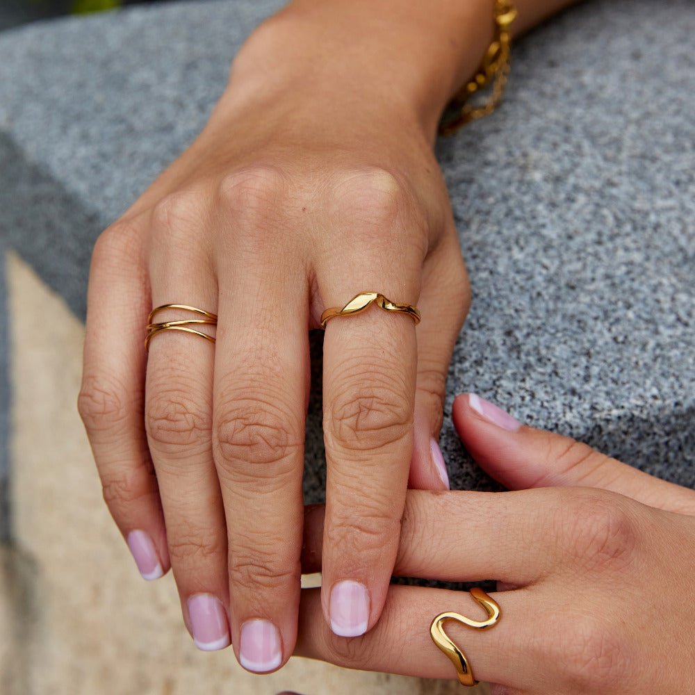Anillo de oro trenzado Athena