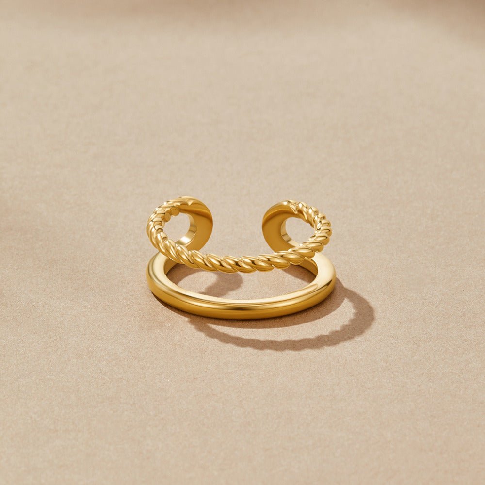 Anillo de oro Tyra Retorcido