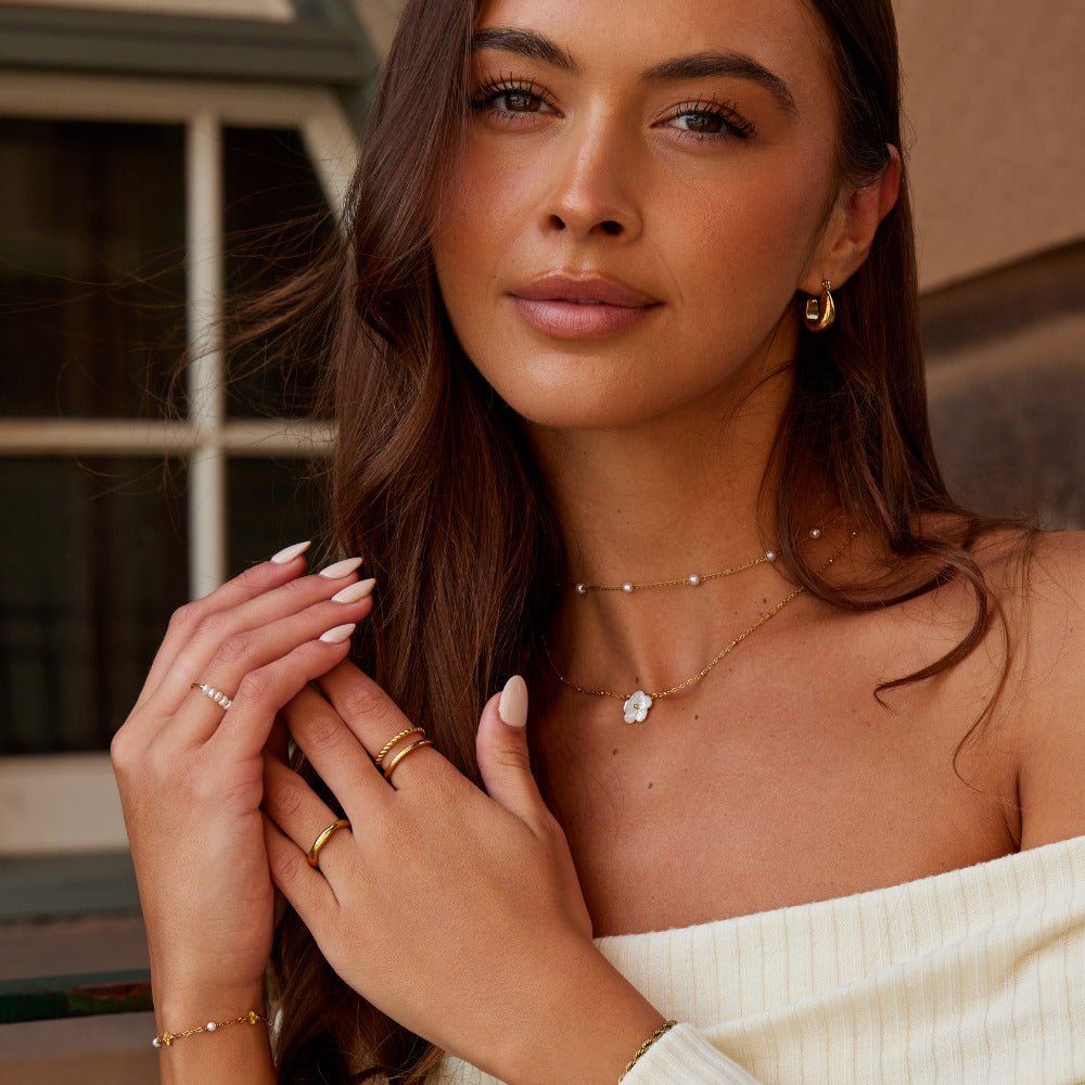 Anillo de oro Tyra Retorcido