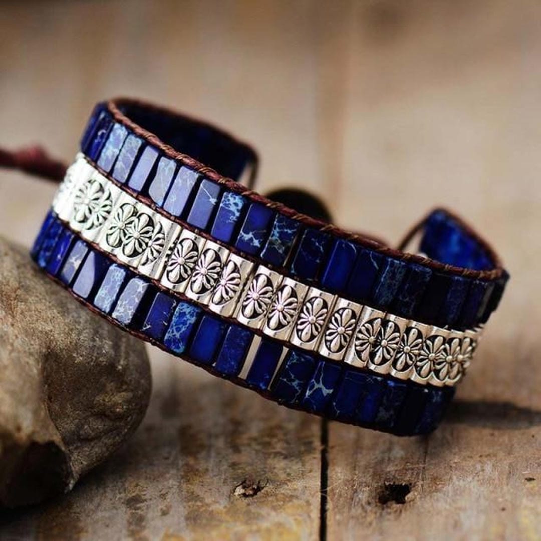 Pulsera envolvente bohemia con loto