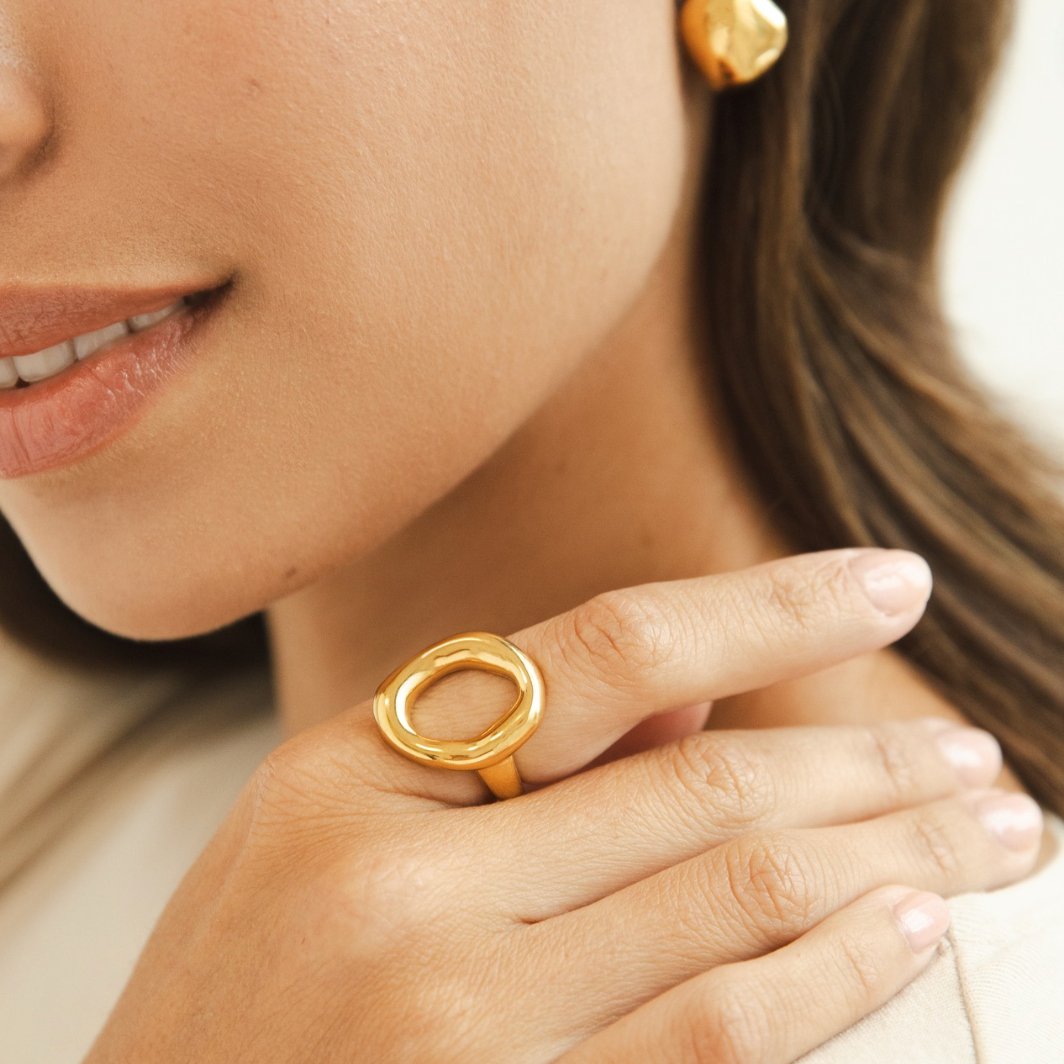 Anillo Vina de Oro Fundido