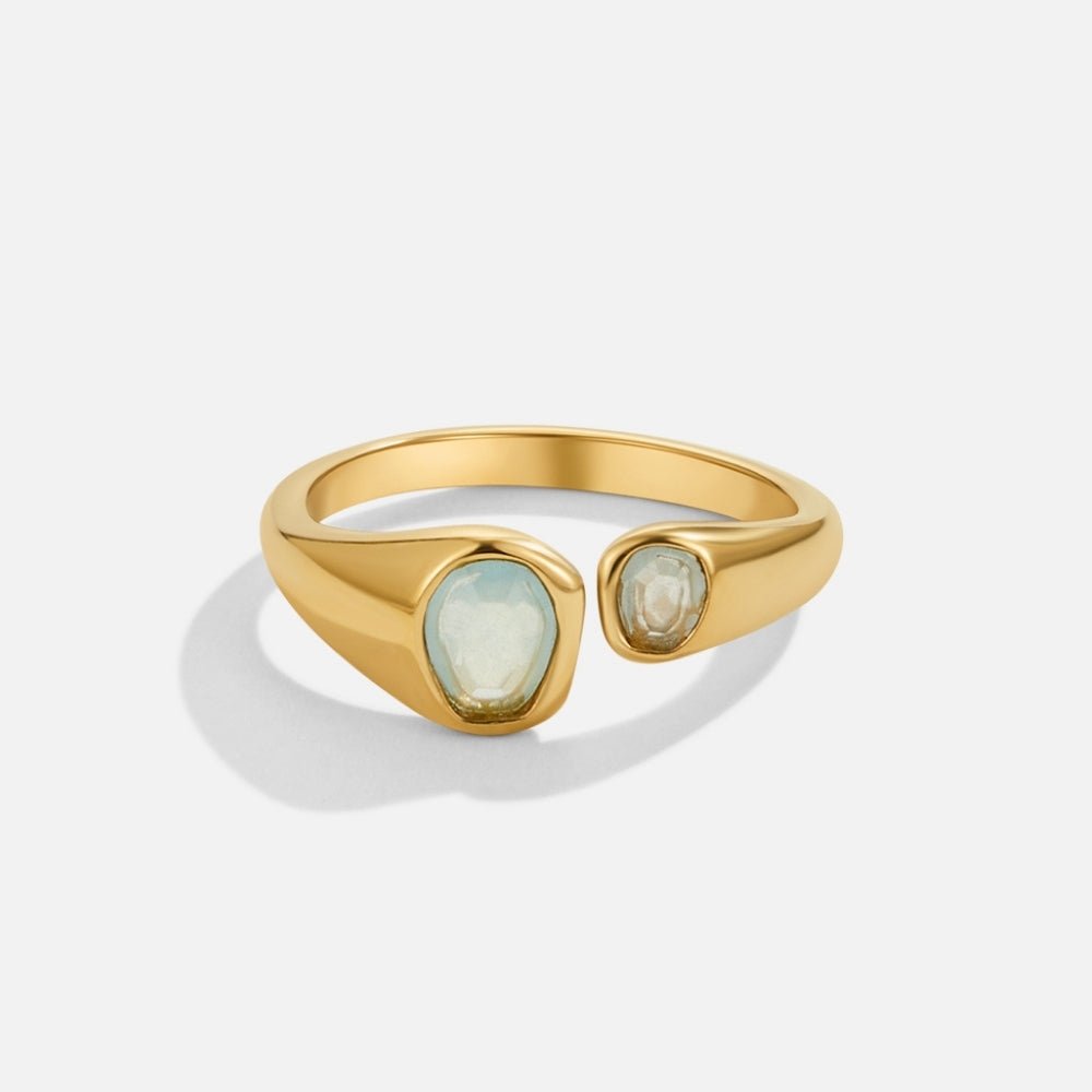 Anillo envolvente de aguamarina antiguo