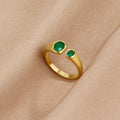 Anillo Envolvente Vintage con Esmeralda Verde