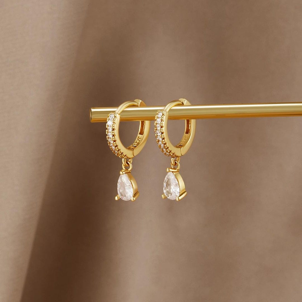 Aretes de Oro con Cristales