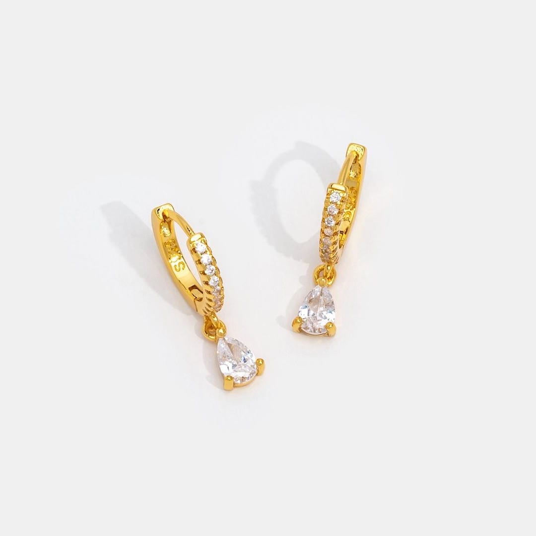 Aretes de Oro con Cristales