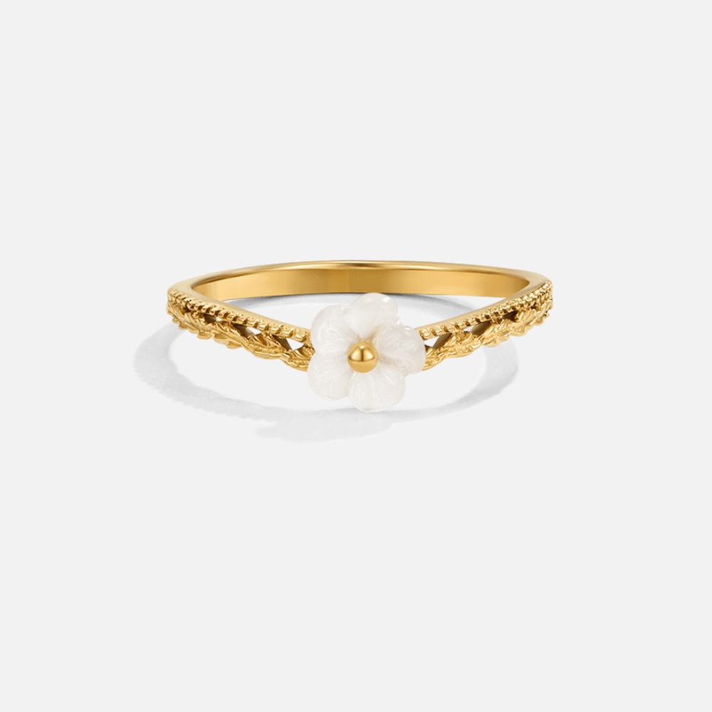 Anillo de Concha Pétalo Blanco